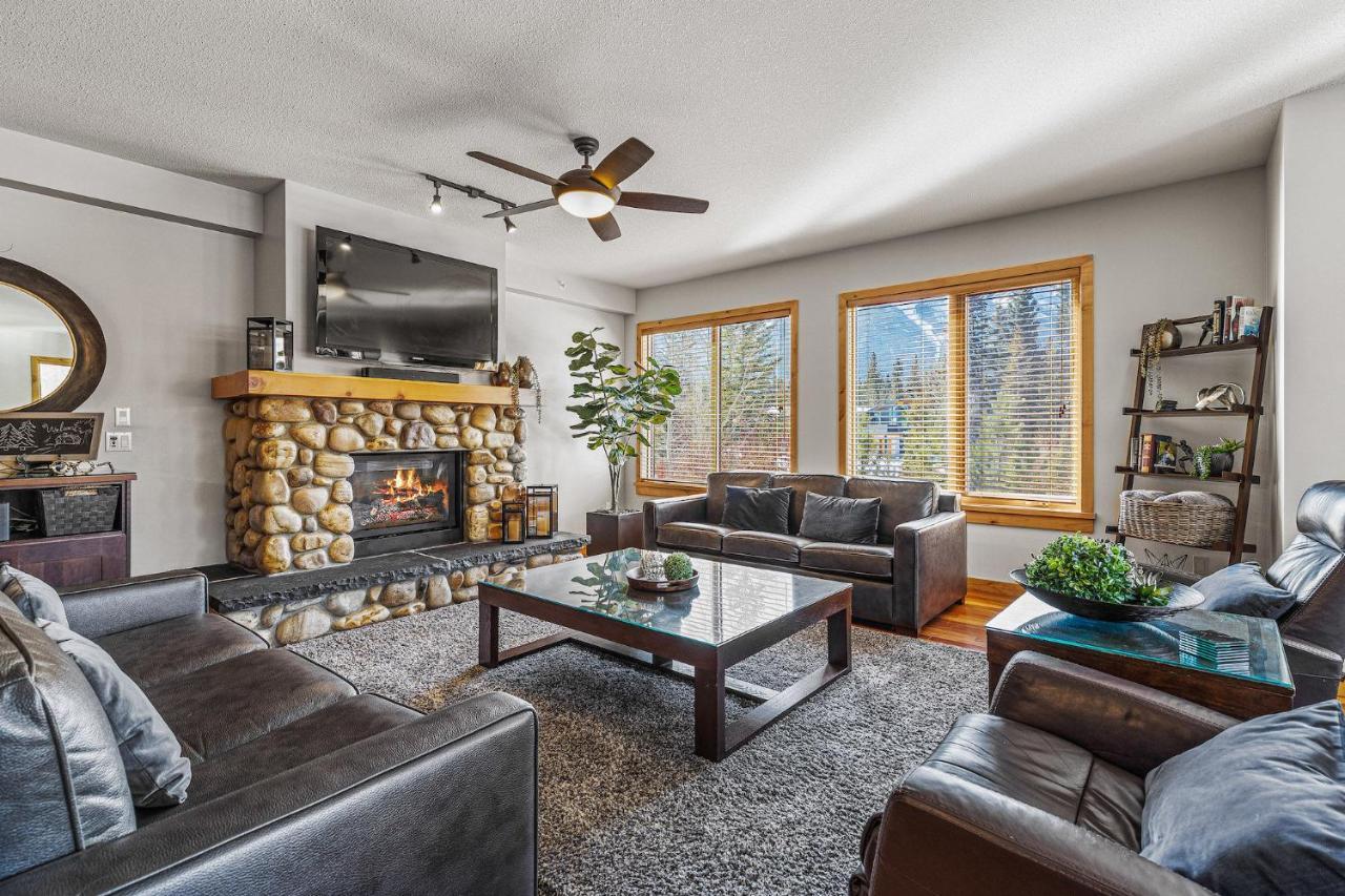 3 Bedroom By Canadian Rockies Vacation *