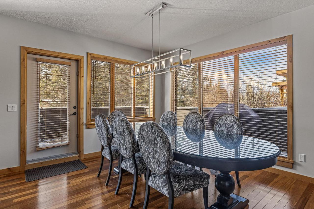 3 Bedroom By Canadian Rockies Vacation *