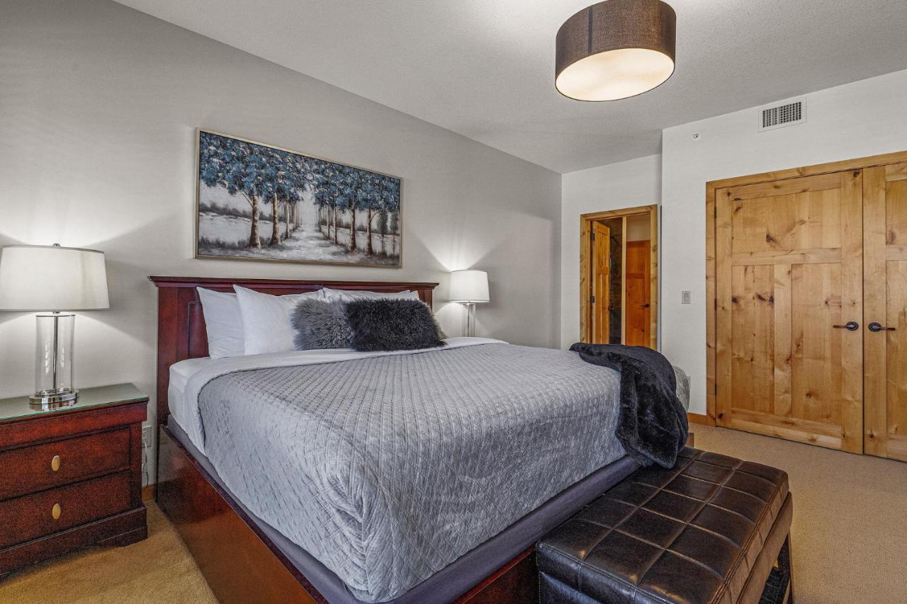 Apartment 3 Bedroom By Canadian Rockies Vacation *