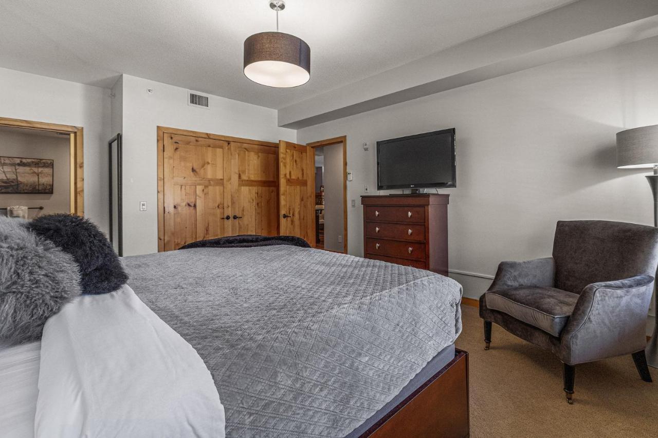 Apartment 3 Bedroom By Canadian Rockies Vacation Canmore