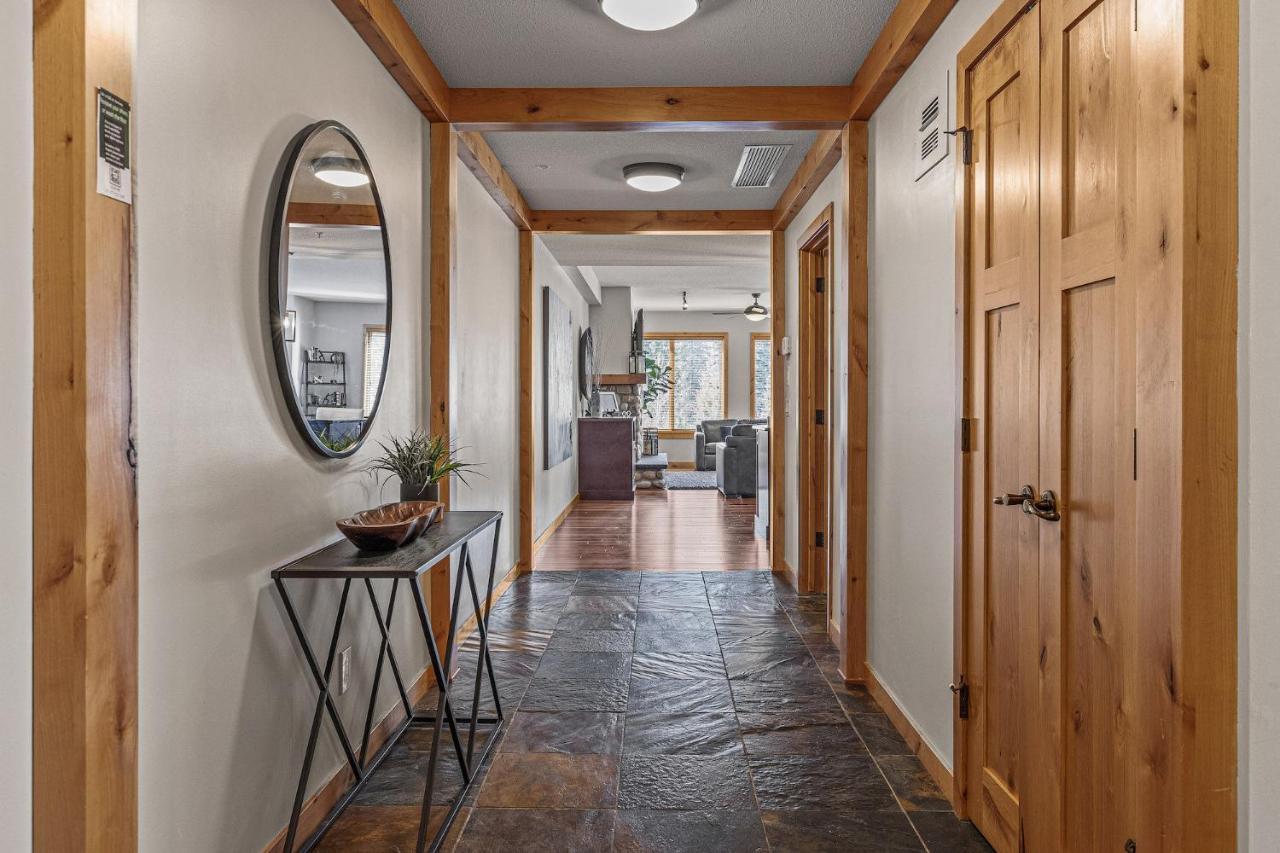 Apartment 3 Bedroom By Canadian Rockies Vacation Canmore